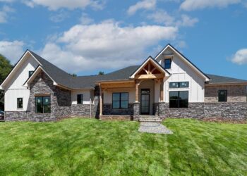 New American Craftsman – One-Level, 3,413 Sq Ft with Home Office & Media Room