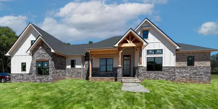 New American Craftsman – One-Level, 3,413 Sq Ft with Home Office & Media Room