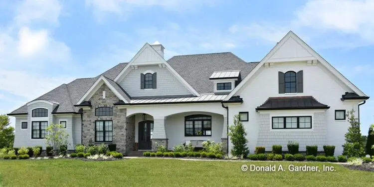 Sprawling Country Craftsman w/ Screened Porch — ~3,360 Sq Ft of Easy-Flow Country Living