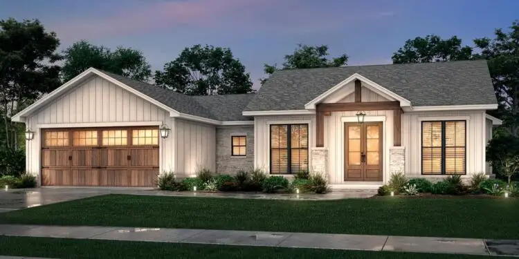 Texas Farmhouse with Large Walk-in Pantry – 1599 Sq Ft, 3 Bedrooms