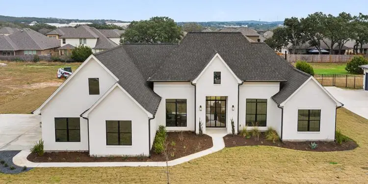 Transitional Open-Concept – ~3,152 Sq Ft, Home Office & Game Room or 5th Bedroom