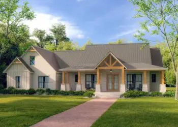 4-Bed Hill Country Farmhouse – ~2,961 Sq Ft with Work-From-Home Office & Bonus Space