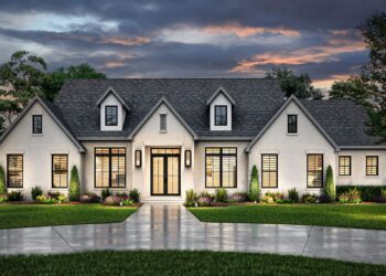 Transitional 3-Bed Farmhouse – ~2,859 Sq Ft w/ Office & Bonus Room