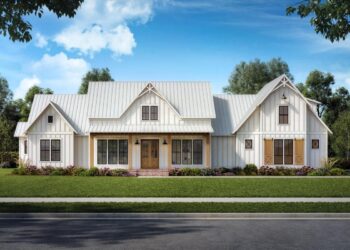 Downsized Modern Farmhouse ~2,951 Sq Ft – 4-5 Beds & Smart Bonus Room