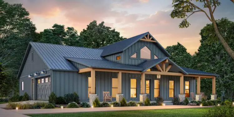 Barndo-Style Modern Farmhouse – 2,367 Sq Ft | 4 Beds | 3 Baths | Side-Entry Garage