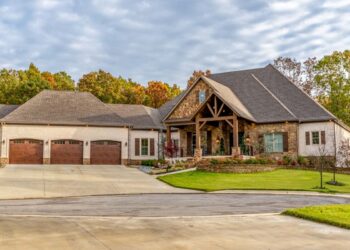 Rugged Craftsman Retreat – ~4,575 Sq Ft, 4 Beds + Lower-Level Game Room