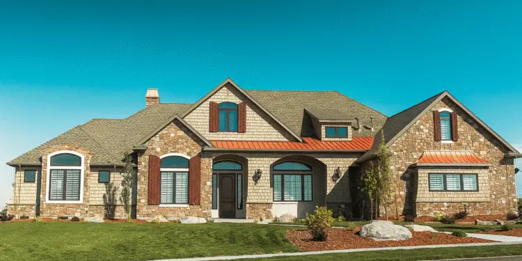 Spacious 5-Bed Craftsman – ~3,378 Sq Ft One-Level with Bonus Room & 3-Car Garage