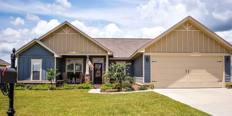 Cozy Craftsman Ranch – ~1,609 Sq Ft, 3 Beds, 2 Baths