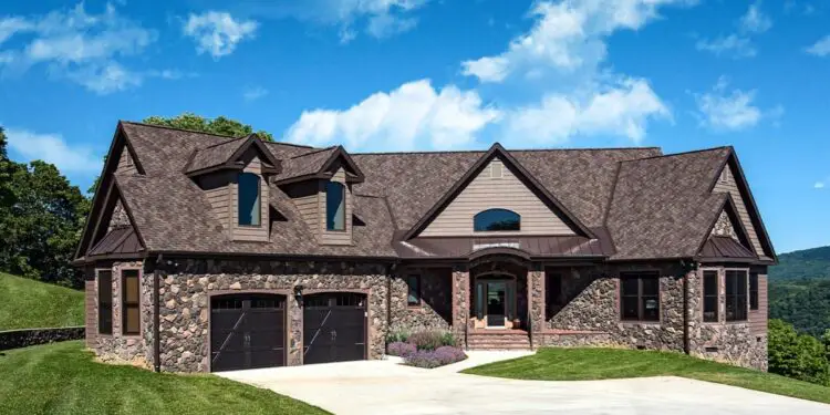 Mountain Craftsman Retreat – ~2,950 Sq Ft with Bonus Room & Basement Options