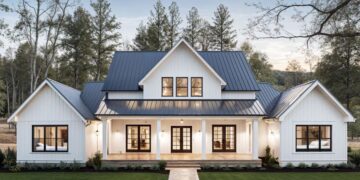 Modern Farmhouse with Outdoor Kitchen – ~3,003 Sq Ft, 4 Beds & 4½ Baths