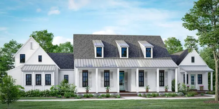 Exclusive Modern Farmhouse with Deluxe Master Suite – ~3,724 Sq Ft of Smart Style
