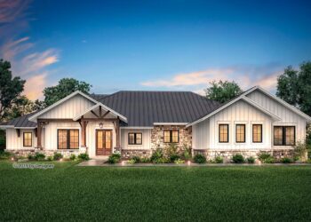 One-Story Hill Country Home – ~3,366 Sq Ft with Vaulted Great Room & Rustic Charm
