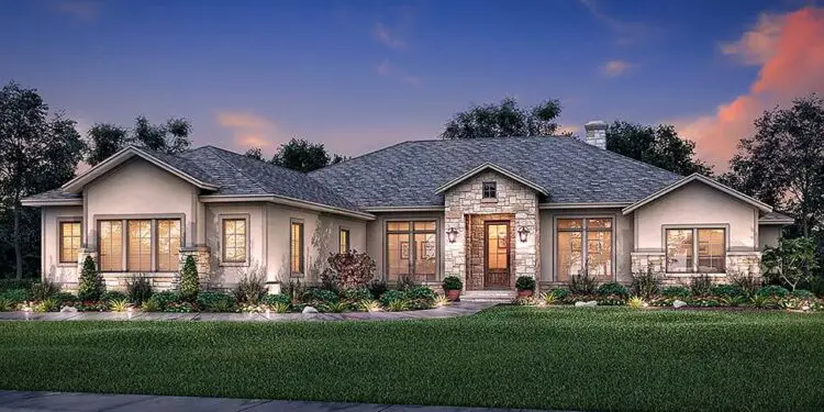 Elegant Country Ranch with Modern Comforts – ~3,044 Sq Ft, 4 Beds, 3.5 Baths