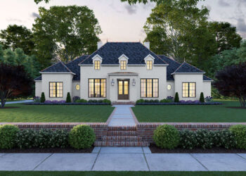 Classic Southern One-Level with Perfect Symmetry – ~3,170 Sq Ft, 4 Beds, 3 Baths