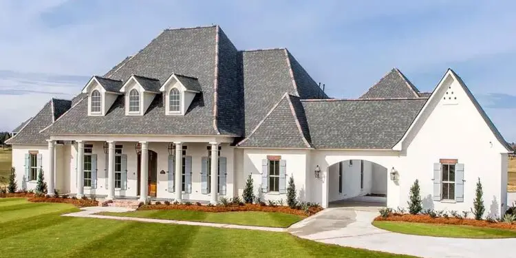 Luxury Southern Home with Boat Garage & Many Extras – ~4,443 Sq Ft