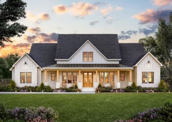 Modern Farmhouse Comfort – ~2,841 Sq Ft, 4 Beds + Vaulted Great Room & Outdoor Fireplace