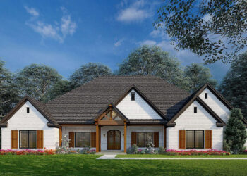 Expansive Craftsman with Flex Appeal – ~3,358 Sq Ft, 4–5 Beds & 3½ Baths