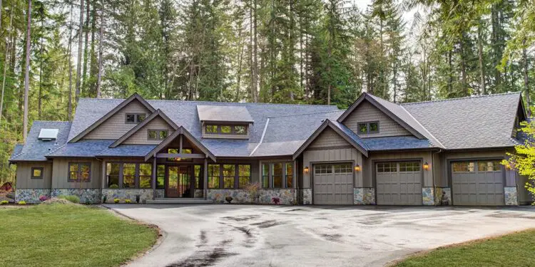 Amazing One-Level Craftsman – ~4,420 Sq Ft | 4 Beds · 3.5 Baths · 4-Car Garage