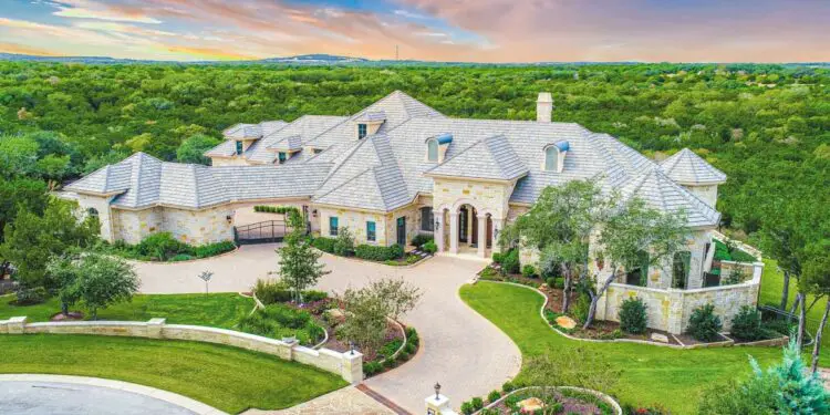 Luxury 4-Bed Estate – ~6,600 Sq Ft with Dual Garages & Home Theater