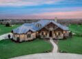 Rugged Hill Country Retreat – ~3,065 Sq Ft with Game Room & Rustic Charms