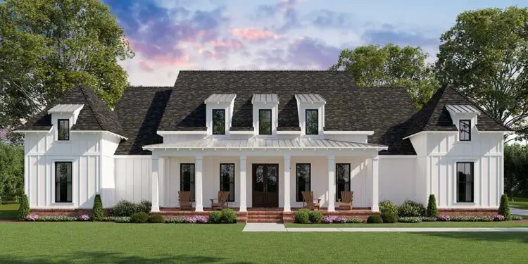 Modern Farmhouse with a Full-Blown Luxe Master Suite – ~2,986 Sq Ft