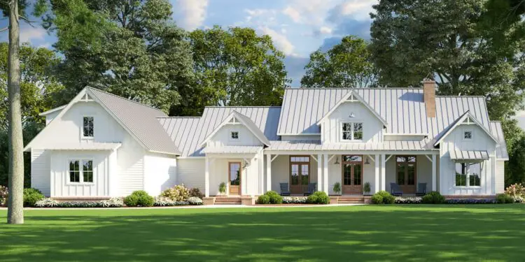 Modern Farmhouse with Everything You Need & More – ~3,095 Sq Ft, 4-5 Beds, Bonus Room