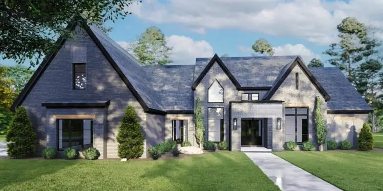 Elegant 4-Bed Transitional Home – ~2,653 Sq Ft with Hidden Walk-In Pantry