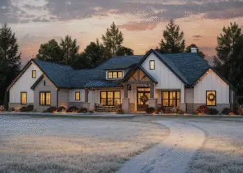 Modern Farmhouse – ~4,090 Sq Ft, 4 Beds & 5 Baths