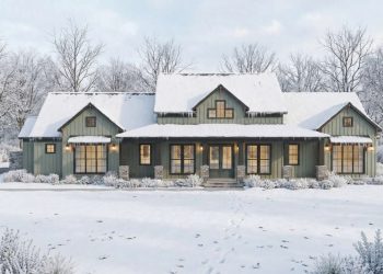 Modern Farmhouse Plan – ~2,692 sq ft, 3 Bedrooms, 3.5 Bathrooms, 3-Car Garage