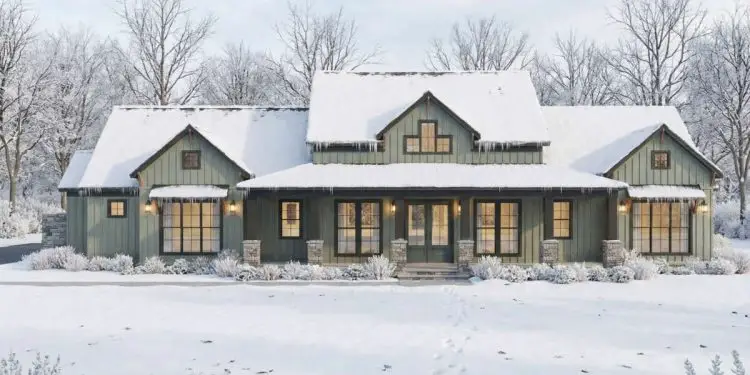 Modern Farmhouse Plan – ~2,692 sq ft, 3 Bedrooms, 3.5 Bathrooms, 3-Car Garage