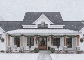 2,930 Sq Ft Modern Farmhouse – 4 Bedrooms, 3.5 Baths, Split Layout & Epic Pantry