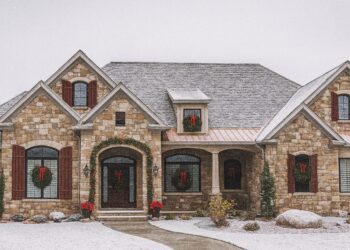 3,378 Sq Ft Craftsman Home – 5 Bedrooms, 5 Bathrooms, Big Porches & Bonus Room