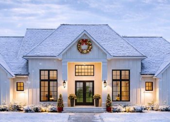 Transitional Home with Two-Story Great Room & Bonus Room – ~3,607 sq ft, 5 Bedrooms, 5.5 Bathrooms, 3-Car Garage