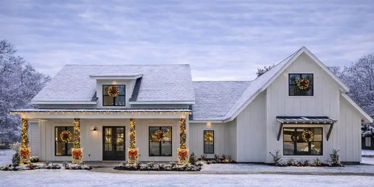 Country House Plan – ~2,686 sq ft, 4 Bedrooms, 2.5 Bathrooms, 2–3 Car Garage