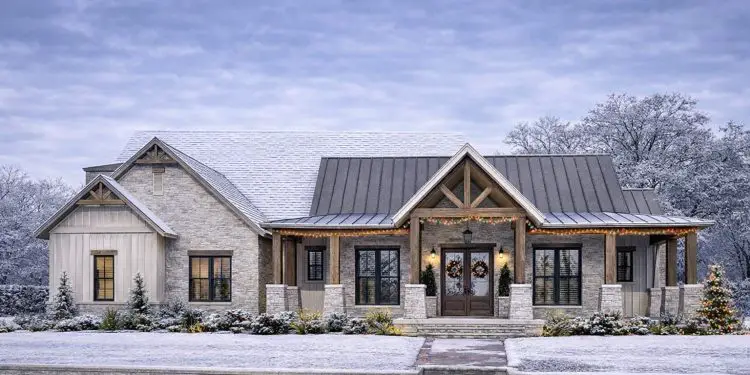 Modern Farmhouse Plan – ~2,454 sq ft, 3 Bedrooms, 2.5 Bathrooms, 3-Car Garage