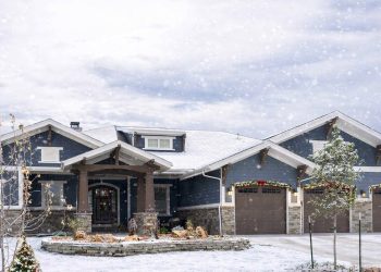 Remarkable Rustic Craftsman House Plan – ~3,968 sq ft, 4–6 Bedrooms, 3.5–4.5 Bathrooms, 3-Car Garage