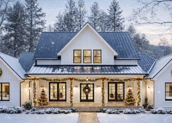 Modern Farmhouse Plan with Outdoor Kitchen – ~3,003 sq ft, 4 Bedrooms, 3.5 Bathrooms, 3-Car Garage