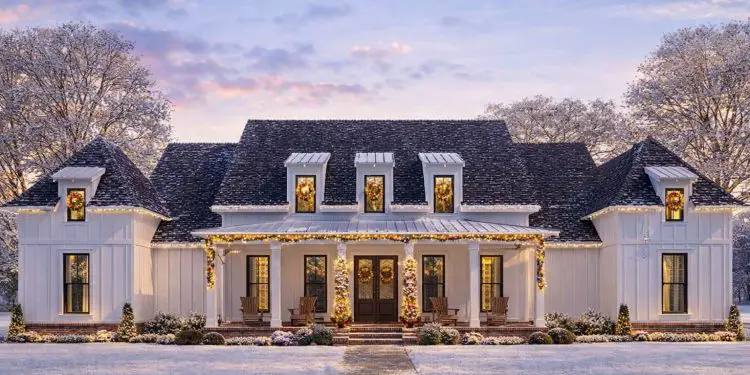 2,986 Sq Ft Farmhouse Plan with Luxurious Master Suite – Plan 56458SM