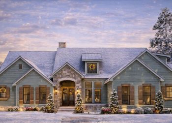 3,049 Sq Ft Craftsman Plan – 5 Bedrooms & 4 Bathrooms