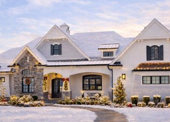 Spacious Craftsman Home – 3,360 Sq Ft • 5 Bedrooms & 4 Bathrooms