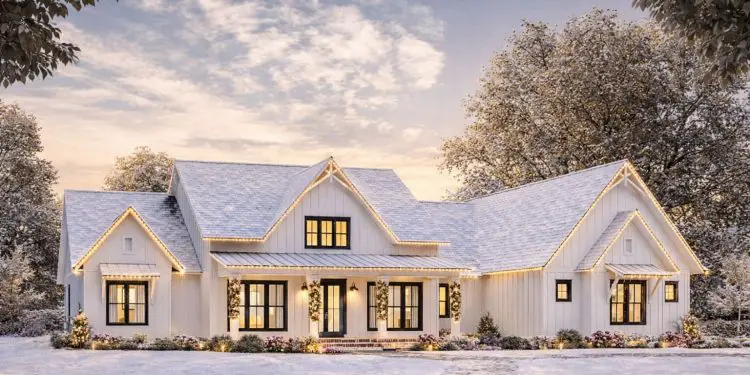 Spacious Split-Bedroom Modern Farmhouse – ~3,300 Sq Ft • 4 Bedrooms & 3.5 Bathrooms