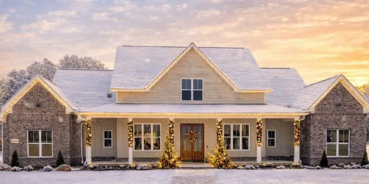 Perfectly Balanced 4-Bed Modern Farmhouse – ~2,400 Sq Ft • 4–5 Beds & 3.5–4.5 Baths