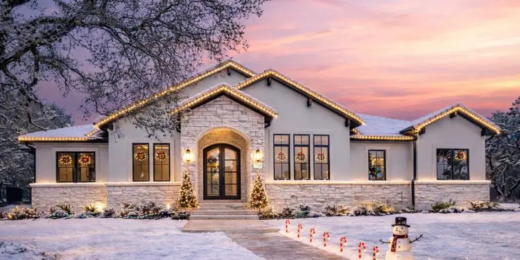 Hill Country House Plan with Home Office & Keeping Room – 3,078 Sq Ft