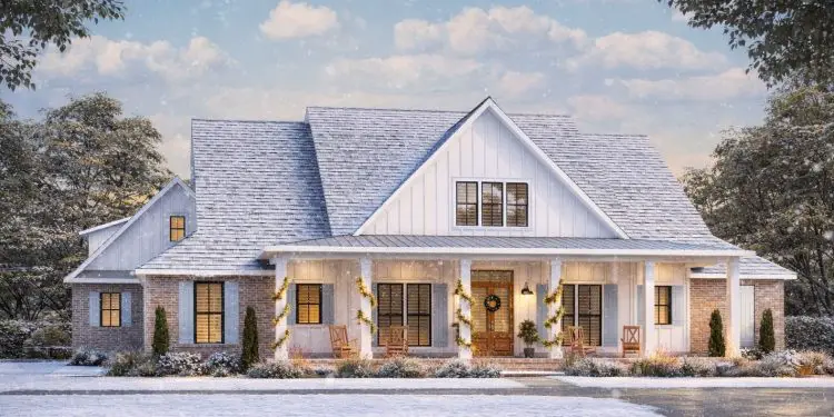 Farmhouse with Home Office, Flex Room & Massive Rear Porch – 3,449 Sq Ft | 4–5 Beds & 3.5 Baths