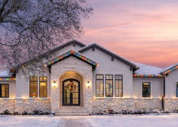 Hill Country House Plan with Home Office & Keeping Room – 3,078 Sq Ft | 4 Beds & 3.5 Baths