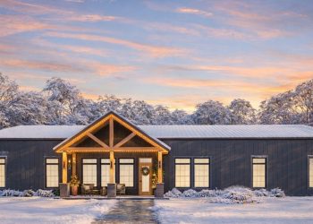 5-Bed Barndominium-Style House Plan – 2,800 Sq Ft | Den, Workshop, Open Living & 2–3 Car Garage