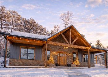 1497 Sq Ft Craftsman Home with 2–3 Bedrooms, 2 Baths, and Smart Single-Story Living