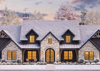 4032 Sq Ft Transitional House with Perfect Symmetry, Open Living & Bonus Room