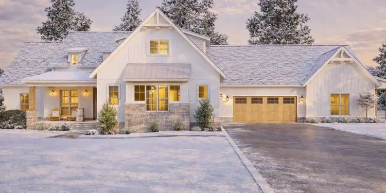 2715 Sq Ft Modern Farmhouse with 5 Bedrooms, Split Plan, Bonus Room & 4-Car Garage