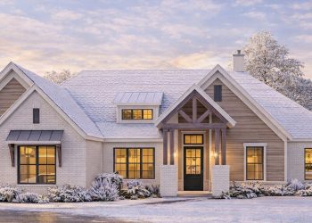 2812 Sq Ft Craftsman Ranch with 4-5 Bedrooms, Open Plan & 3-Car Garage